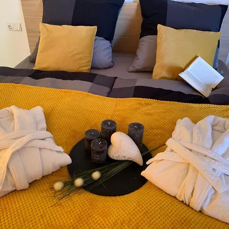 Apartment Eifel24, Neu, Modern Mit Dachterrasse Schwirzheim