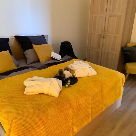 Eifel24, Neu, Modern Mit Dachterrasse * Schwirzheim