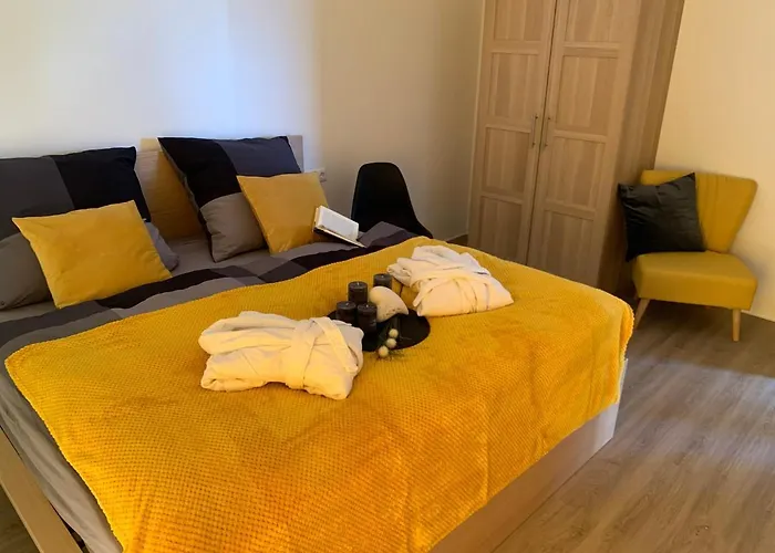 Eifel24, Neu, Modern Mit Dachterrasse * Schwirzheim